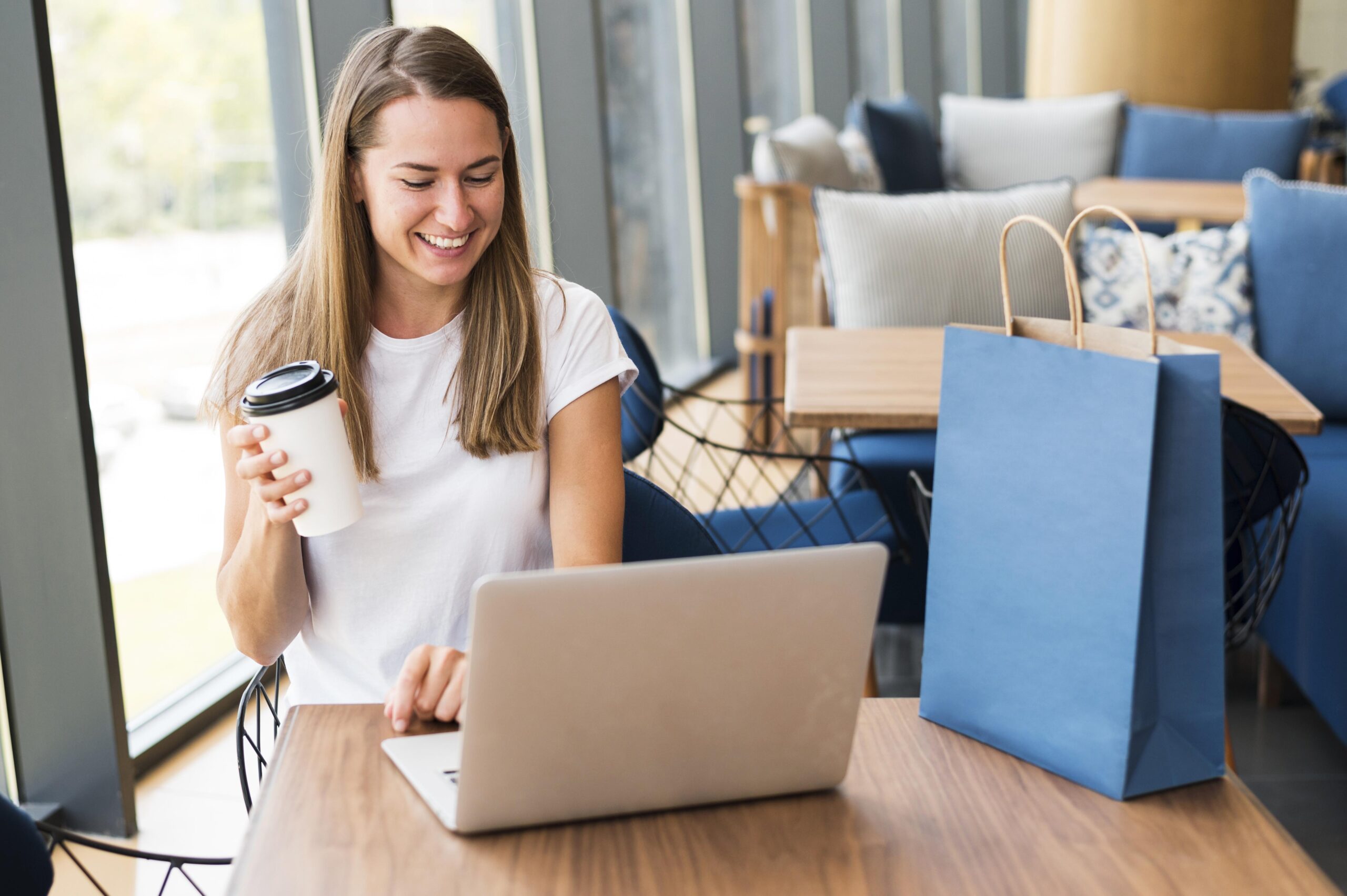 Você não precisa escrever bem para vender na internet — mas precisa disso aqui